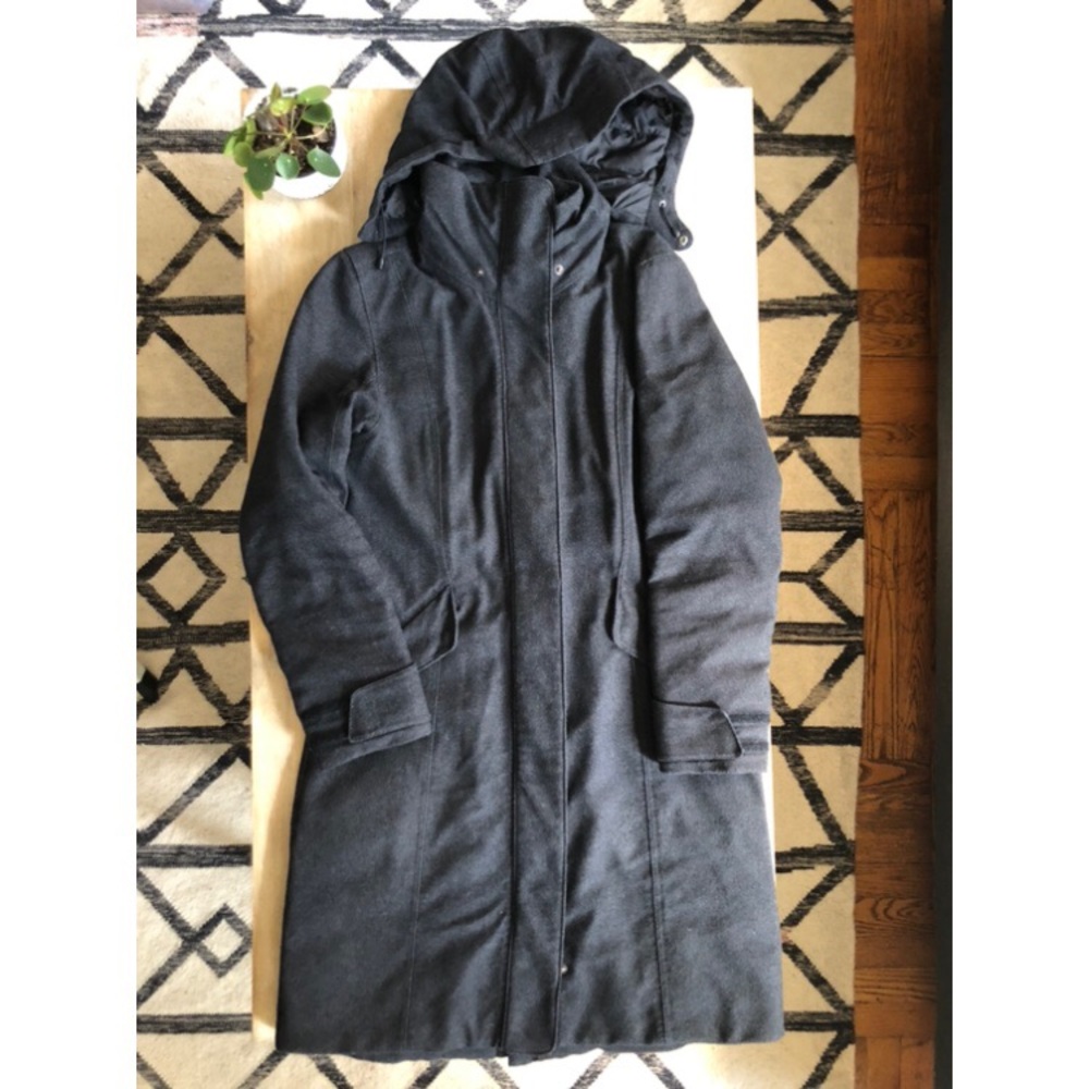 Nau Prato Trench